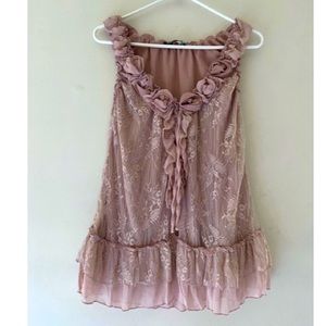 Vintage Italy Rinascimento lilac lace top rosette detail - Circa 80’s